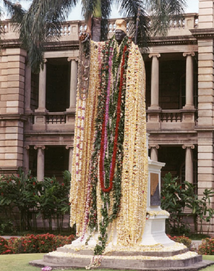 The Honolulu statue of King Kamehameha, a central point of focus for the American holiday unique to Hawaii.
